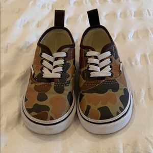 Toddler camo vans